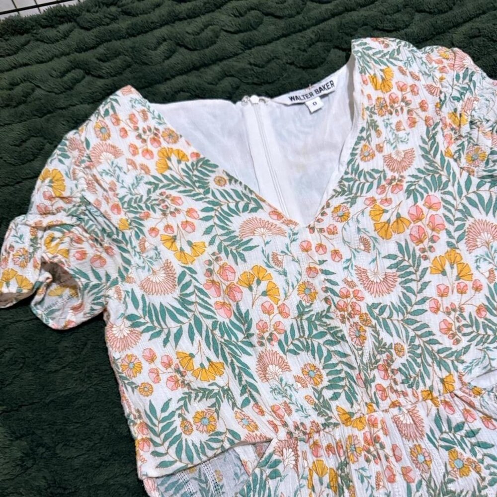 Like New Anthropologie Walter Baker Cut Out Floral Dress Size 0 Like New